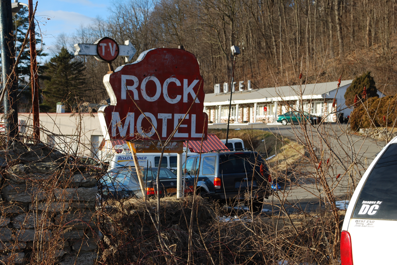 Welcome to Gloversville Rock Motel!